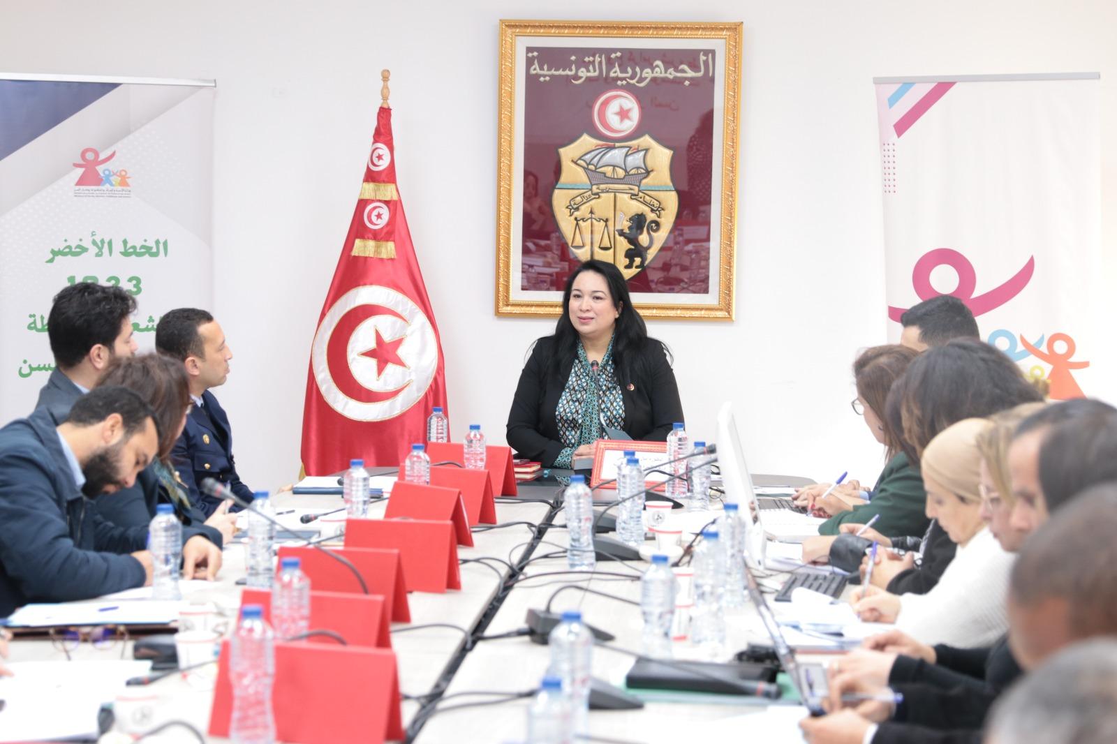 وزارة المرأة : نحو مراجعة كرّاس شروط إحداث وتسيير مؤسسات رعاية كبار السن